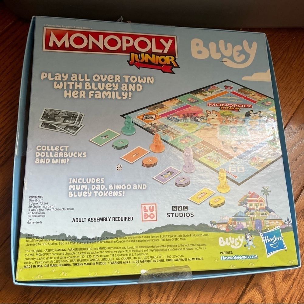 Hasbro Monopoly Junior: Bluey Edition Board Game for Kids New Open Box - Picture 9 of 11